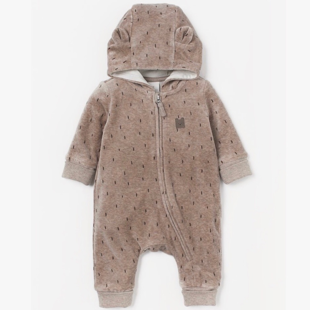 H&M baby jumpsuit size 6-9 months